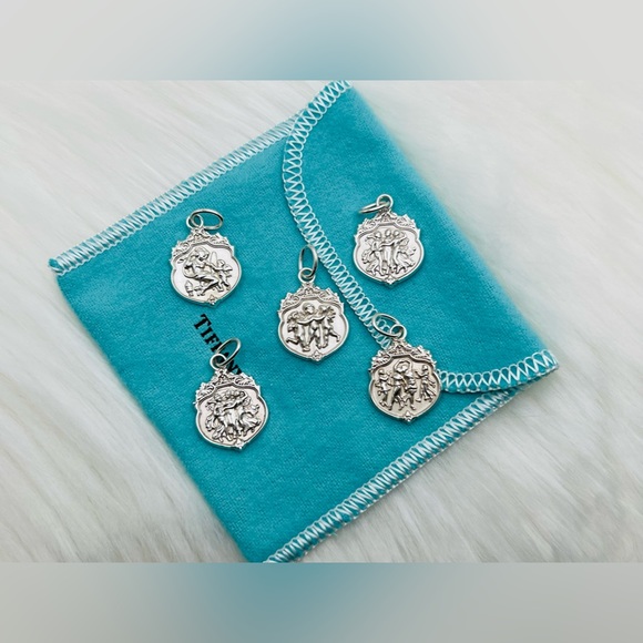 Tiffany Olympian Love Charm/ Pendant - Picture 5 of 7